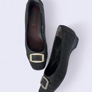 liz clairebourne lilly ballet gray slip on buckle flats